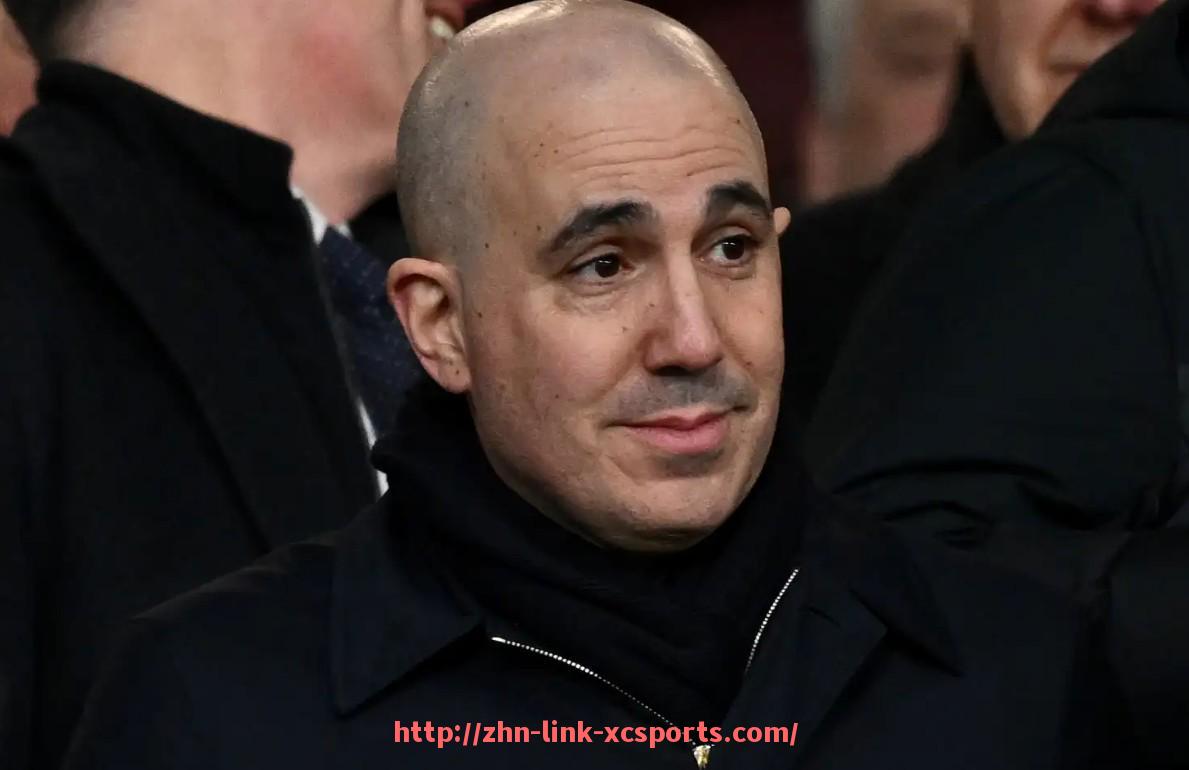 杏彩体育-英超球员比赛中所穿球衣落场后如何处理揭秘