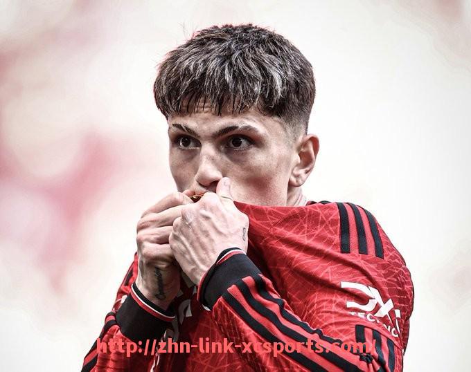 杏彩体育-英超球员比赛中所穿球衣落场后如何处理揭秘