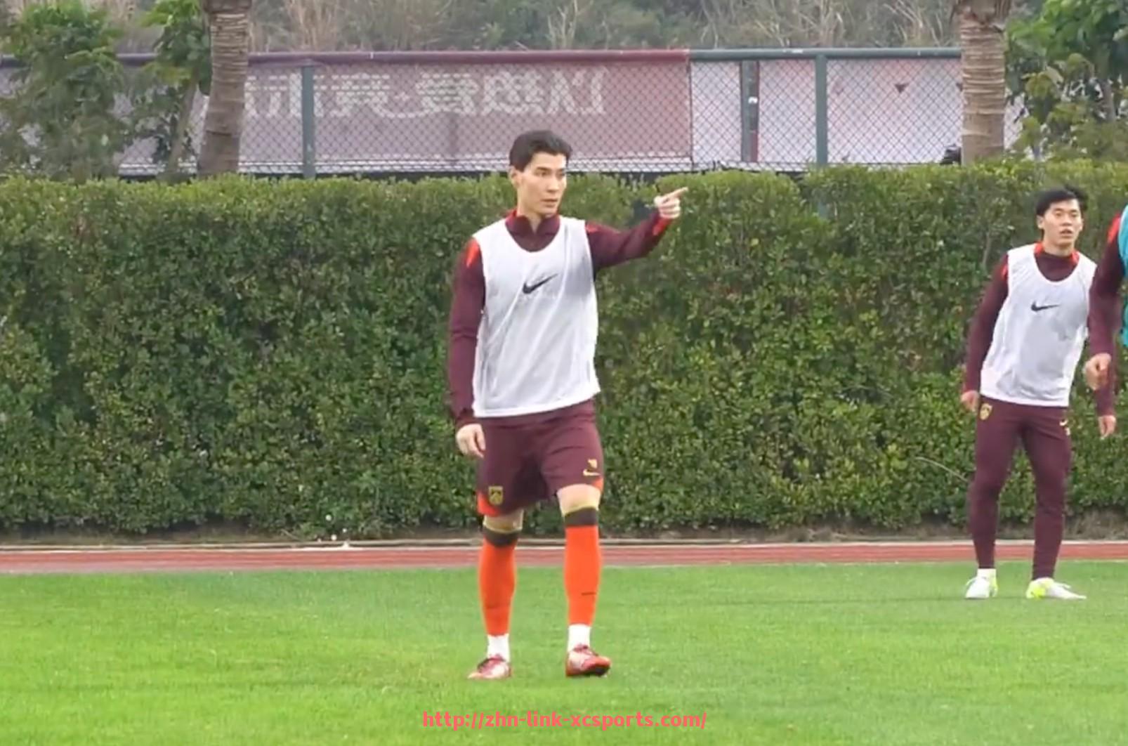 杏彩体育-曾七次夺冠的德甲豪门如今为何陷入沉沦?球队现状解析